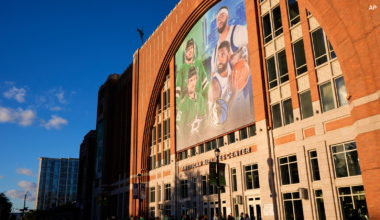 Dallas Stars ban person who bought tickets for group of spectators seen celebrating a goal with Nazi salute