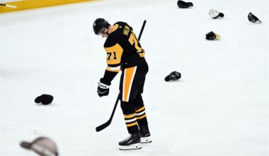 Evgeni Malkin's hat trick highlights milestone-filled Penguins rout of Panthers