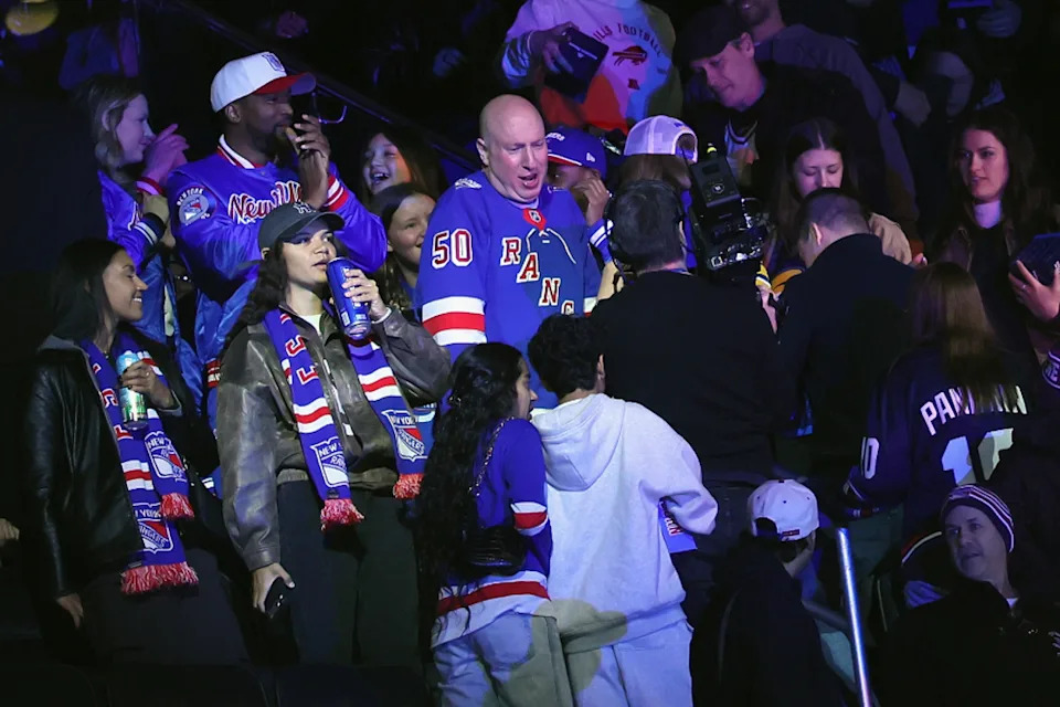 Larry Goodman, better known as New York Rangers superfan Dancing Larry, was honored during Wednesday's game for 30 years with Madison Square Garden (Getty)