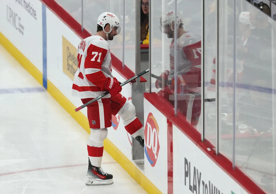 Detroit Red Wings center Dylan Larkin (71) enters the penalty box after being called for tripping against the Pittsburgh Penguins during the third period at PPG Paints Arena in Pittsburgh on Tuesday, March 31, 2026.
