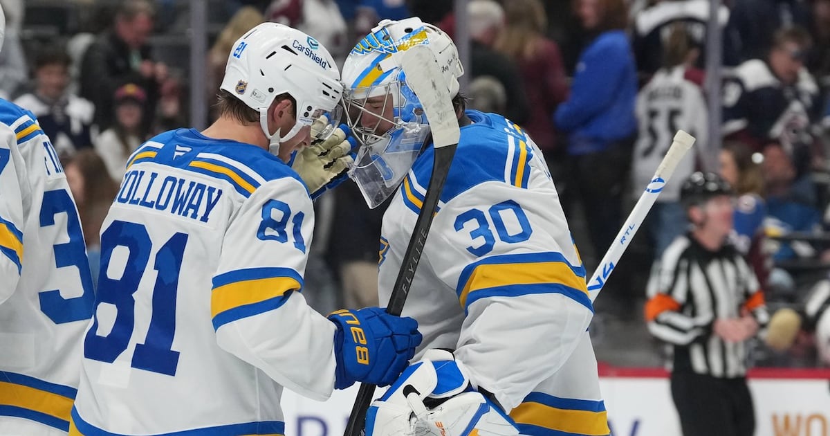 Kyrou and Fowler help the St. Louis Blues beat the Chicago Blackhawks