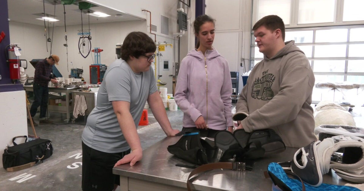 Minnesota Wild joins forces with mechanical engineering students to create better shin pads