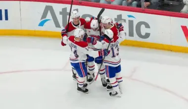 Photo of Montreal Canadiens celebrating Struble