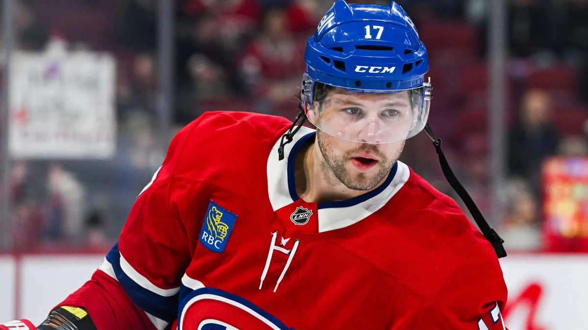 Montreal Canadiens right wing Josh Anderson (17) looks on during warm-up before the game against the New York Islanders at Bell Centre.