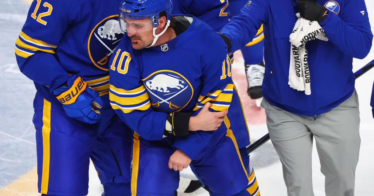 Sabres center Sam Carrick suffers left arm injury in fight with Islanders' captain Anders Lee | National Sports