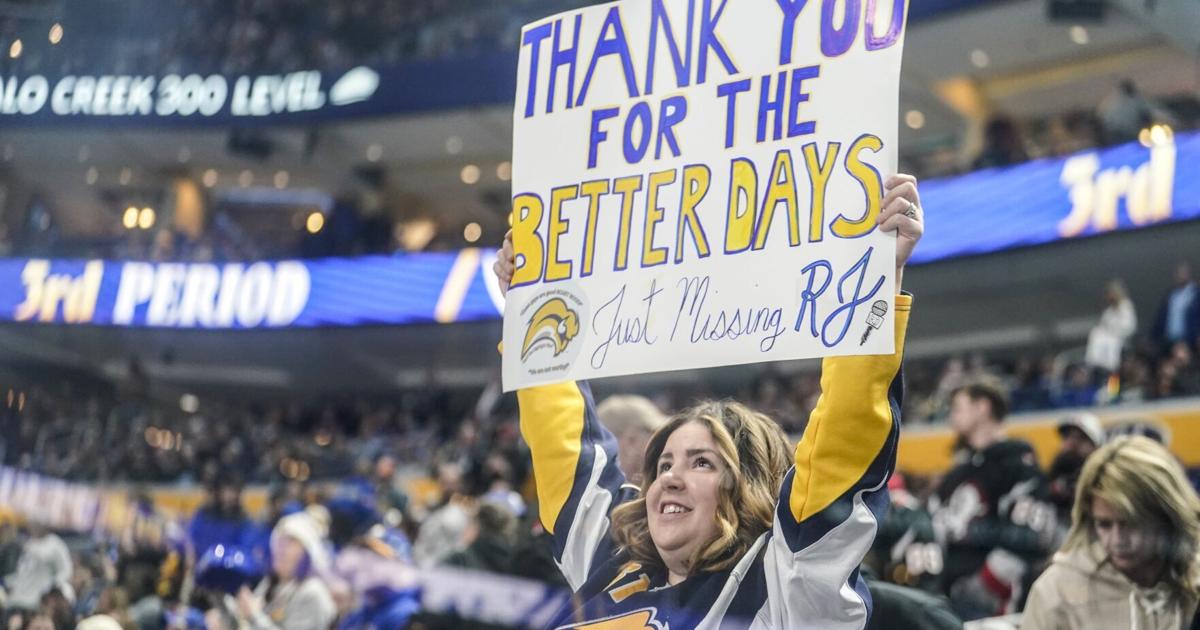 Pete Guelli on Sabres' season ticket numbers, Lindy Ruff's contract, NHL draft - Buffalo News