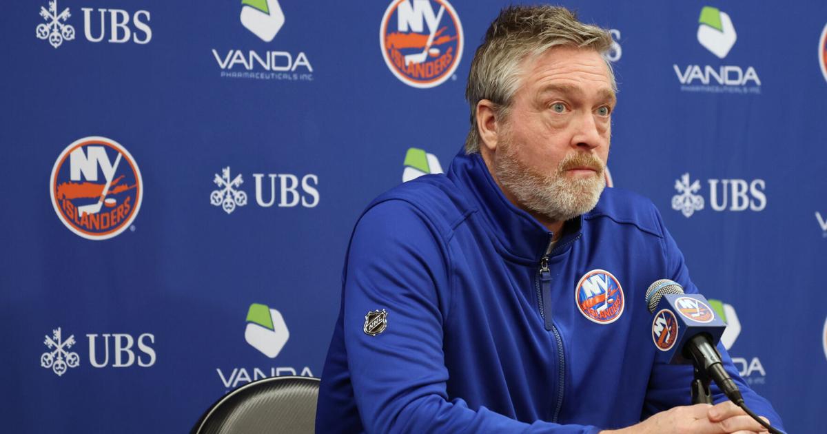 Islanders fire coach Patrick Roy after losing 4 in a row, name Peter DeBoer his replacement | National Sports