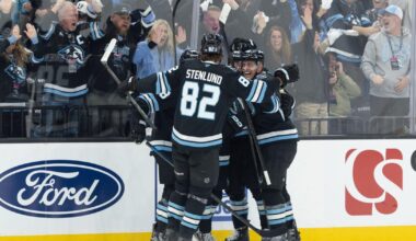 Mammoth win the first NHL playoff game in Utah, beating Vegas 4-2 for 2-1 series lead | Sports