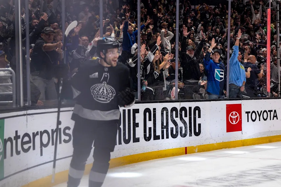 Los Angeles Kings center Scott Laughton (21) celebrating a goal assist during an NHL hockey game against the Toronto Maple Leafs on April 4th, 2026 in Los Angeles, CA.