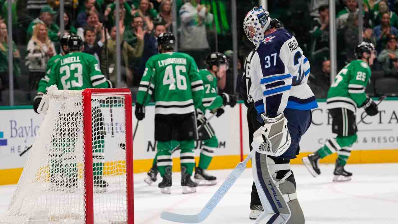 Jets unable to gain ground after being blanked by Oettinger, Stars
