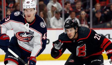 Stankoven scores twice; Hurricanes smother Blue Jackets