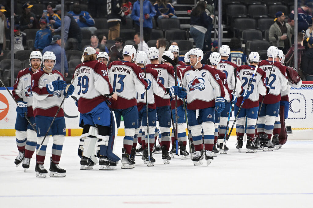 Avalanche get revenge on Blues, lose Nazem Kadri in 3-1 victory | 5 takeaways