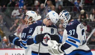Winnipeg Jets blow two-goal lead before downing Blackhawks 4-3 in OT - Winnipeg