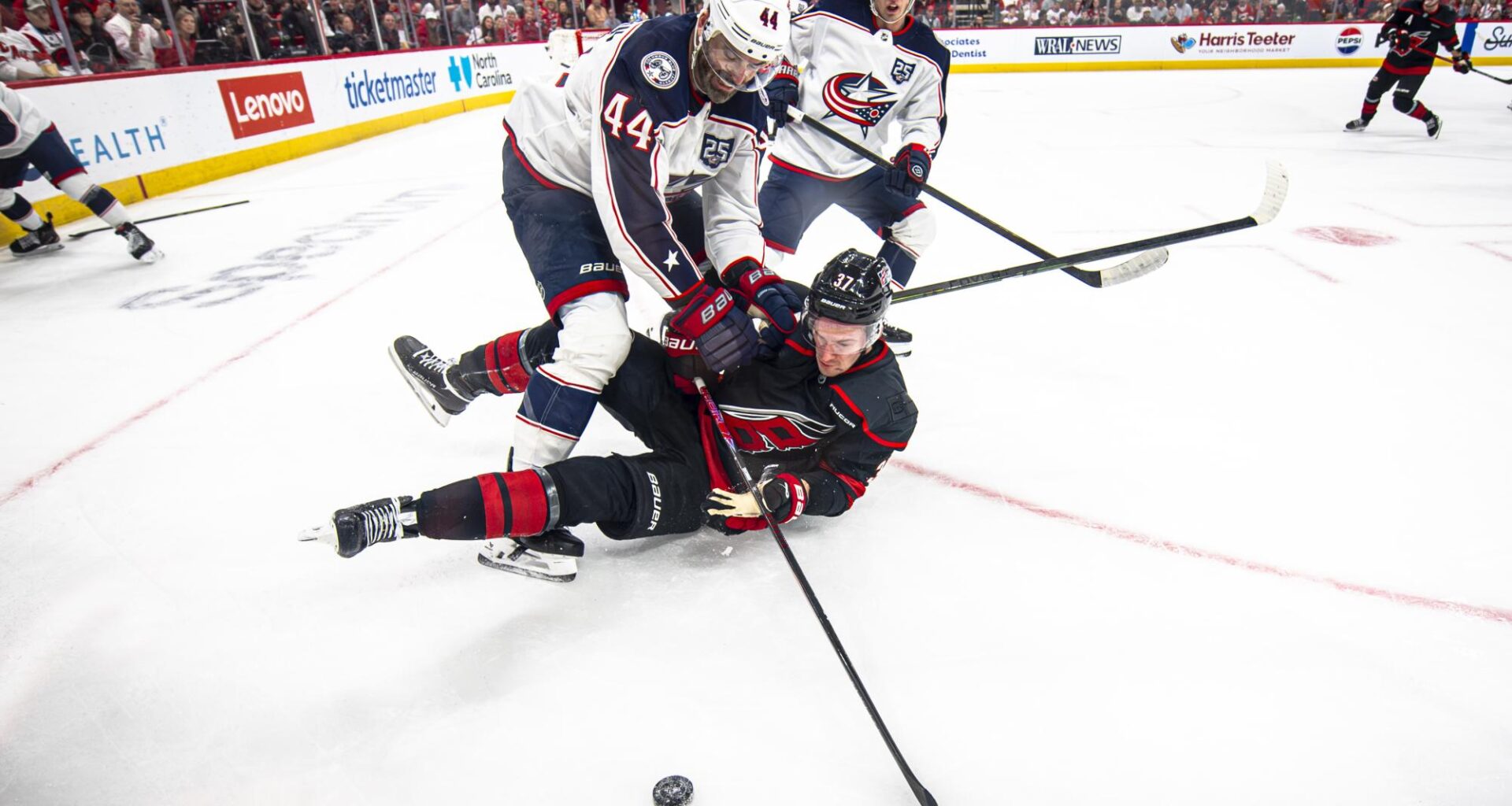 Hurricanes fail to get series sweep in 6-3 loss to Senators – Technician