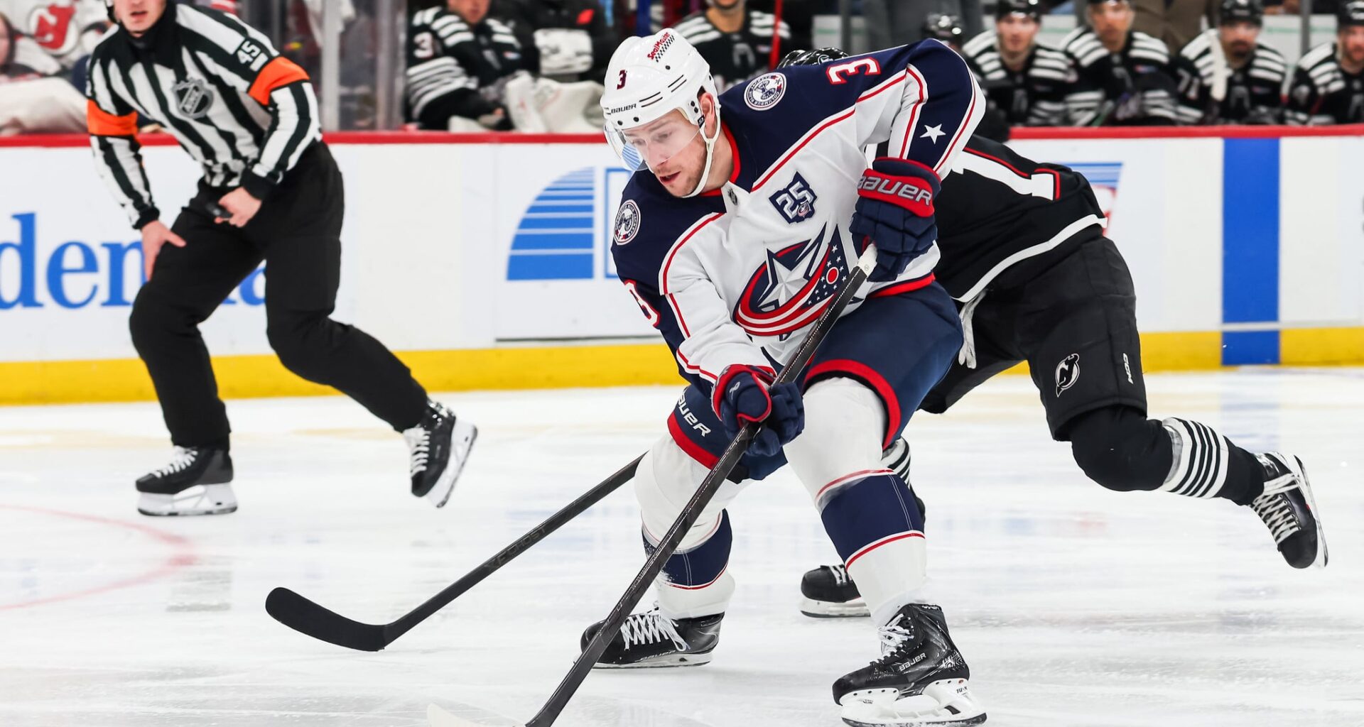 Charlie Coyle Columbus Blue Jackets