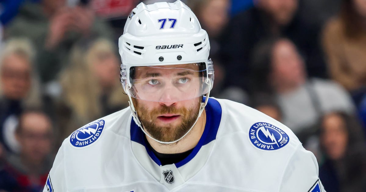 Ice Chips: Tampa Bay Lightning Victor Hedman 'doubtful' to play in first round vs. Canadiens