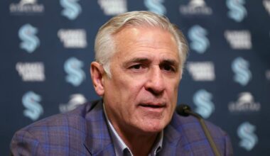 Ron Francis stepping down as president of hockey operations for the Seattle Kraken