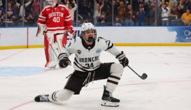 Edmonton Oilers sign college forward Owen Michaels, more signings appear imminent