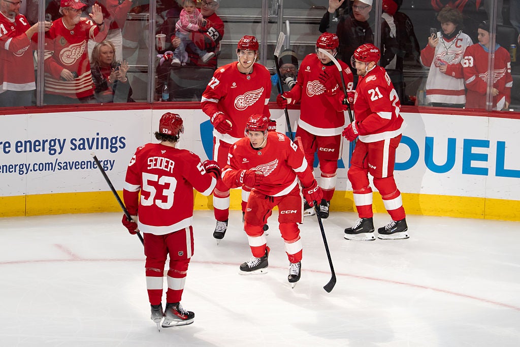 Detroit Red Wings vs Philadelphia Flyers: Odds, Spread, and Total