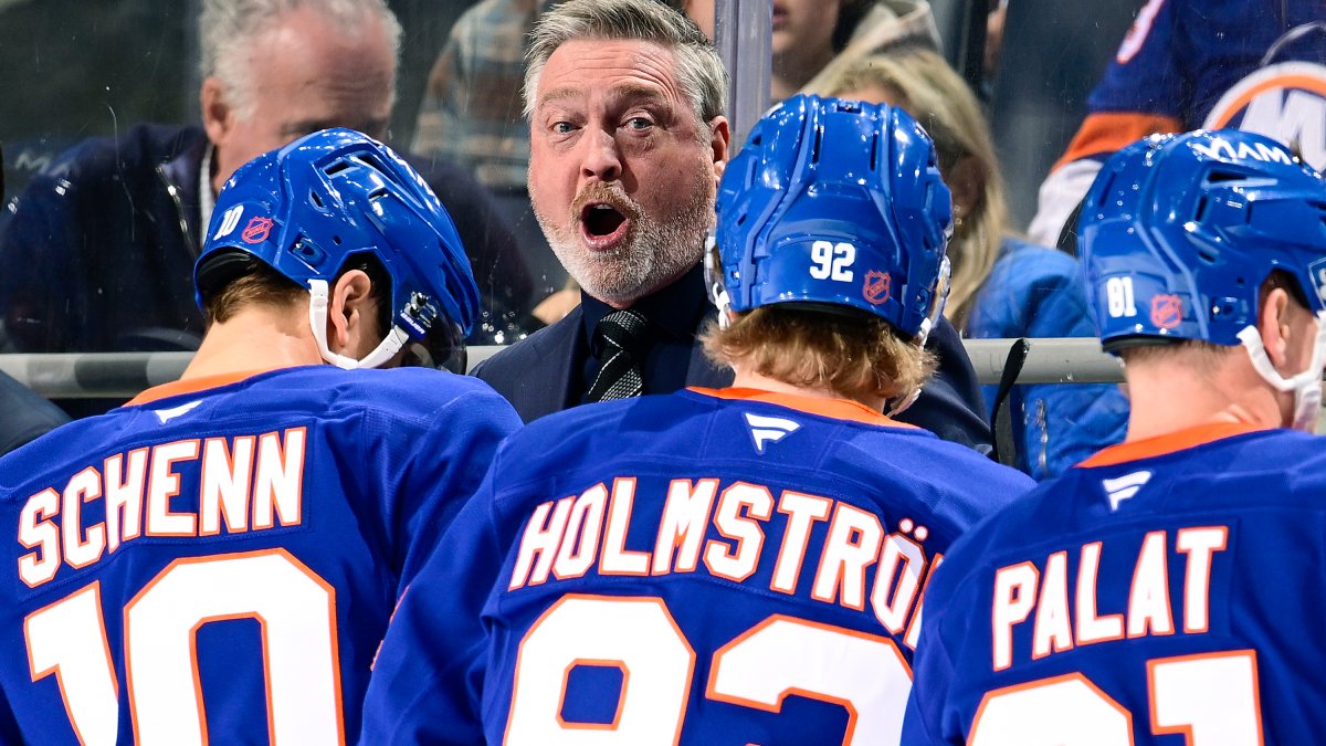 Islanders coach Patrick Roy fired; Peter DeBoer named replacement – NBC New York