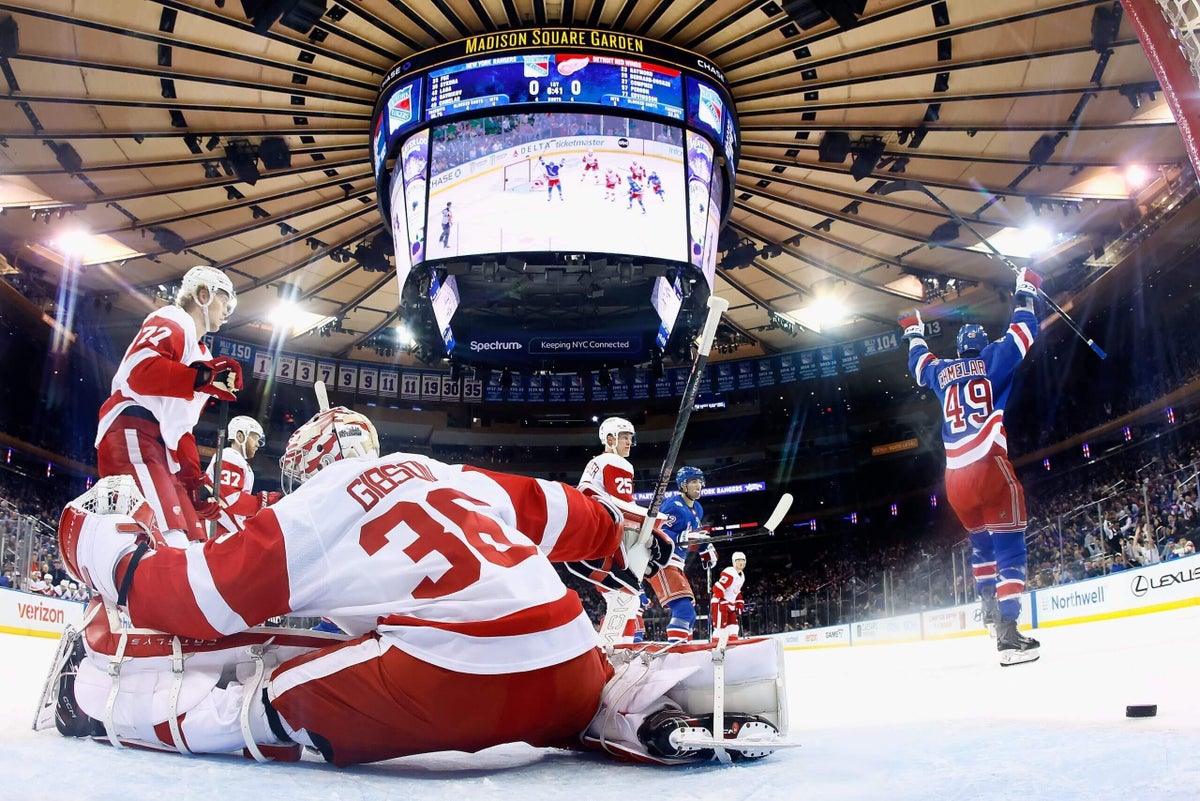 Red Wings’ late-season slide raising uncomfortable questions