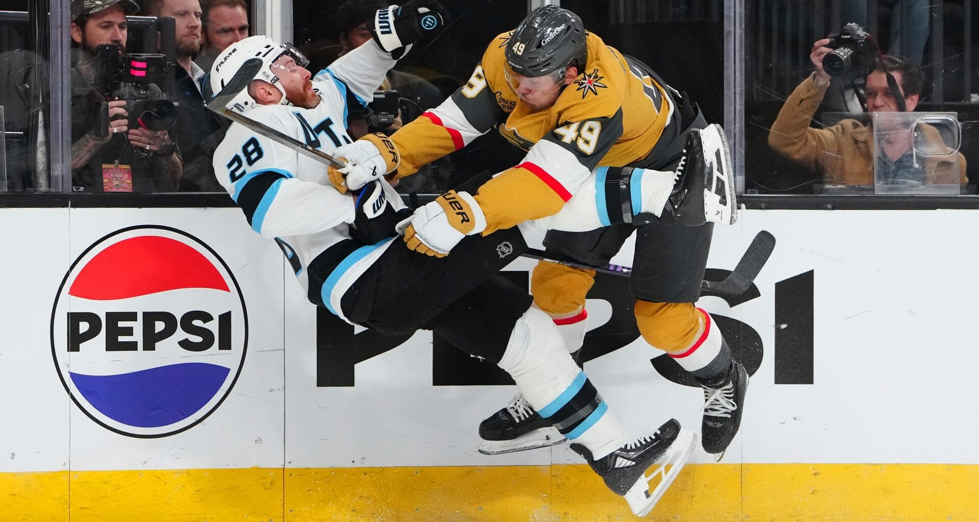 3 Takeaways From Mammoth's 4-2 Game 1 Loss to the Golden Knights - The Hockey Writers - Utah Mammoth