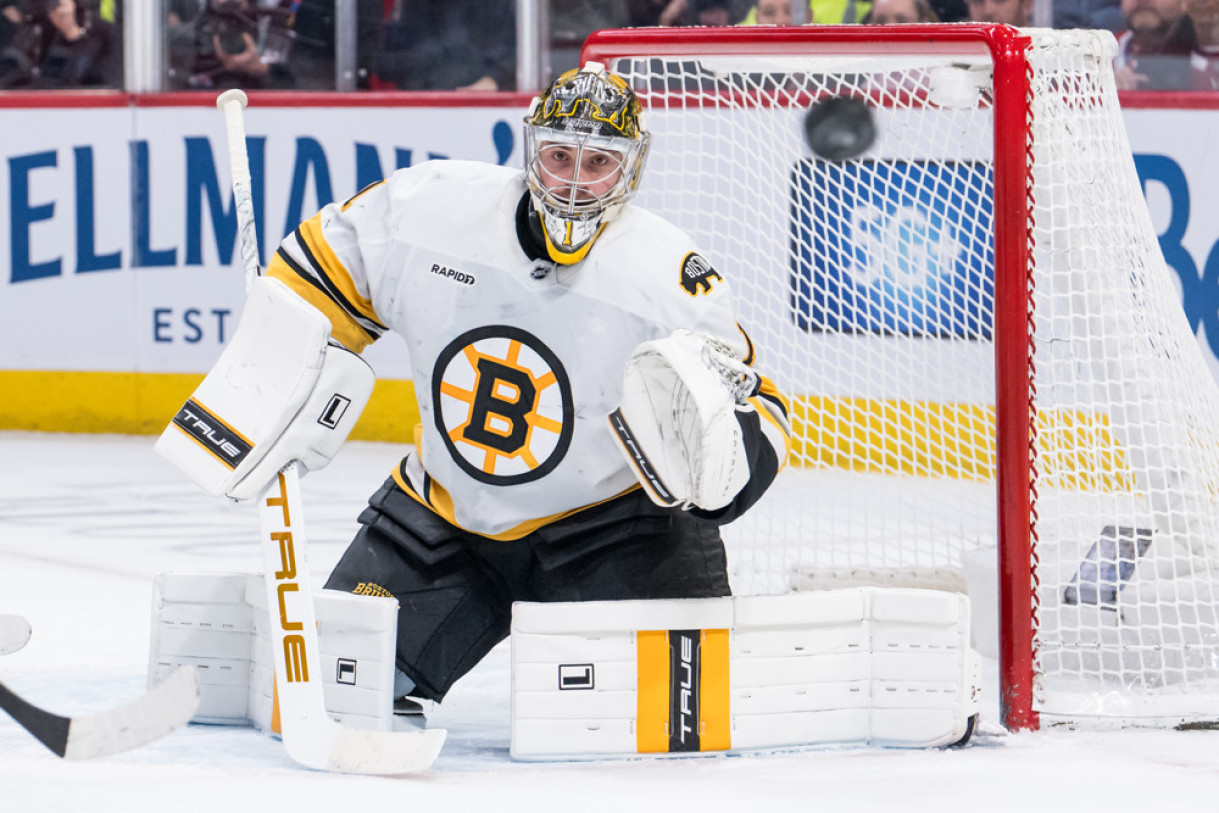 Jeremy Swayman - Fantasy Hockey Rankings NHL DFS Picks, DFS Hockey - icon rotoballer