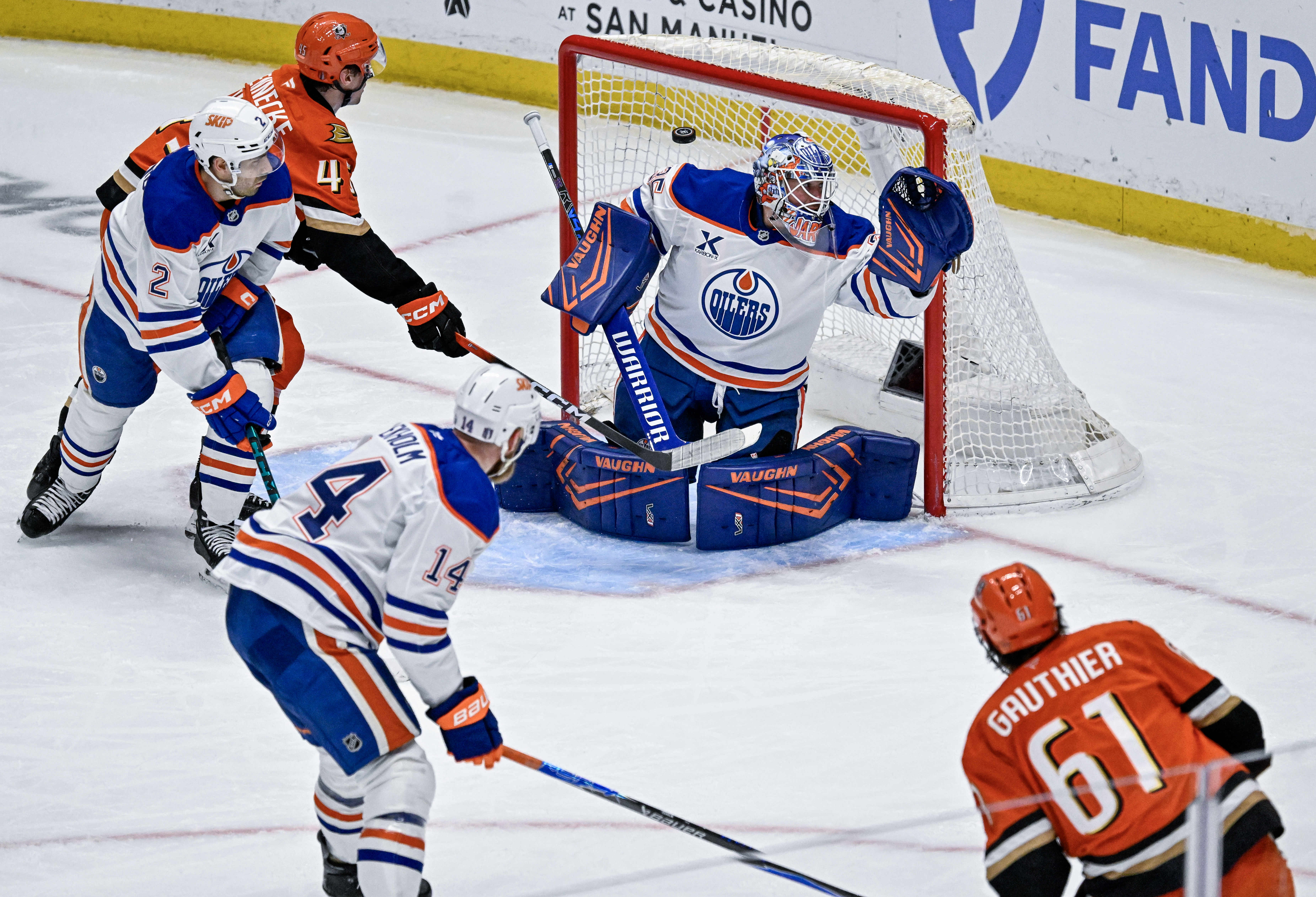 The Ducksâ Cutter Gauthier (61), bottom right, shoots and scores...