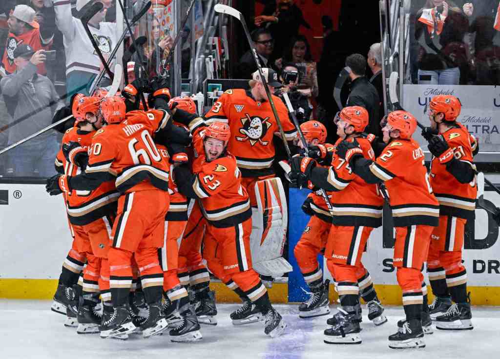 Ducks edge Oilers in OT of Game 4 after lengthy goal review – Orange County Register