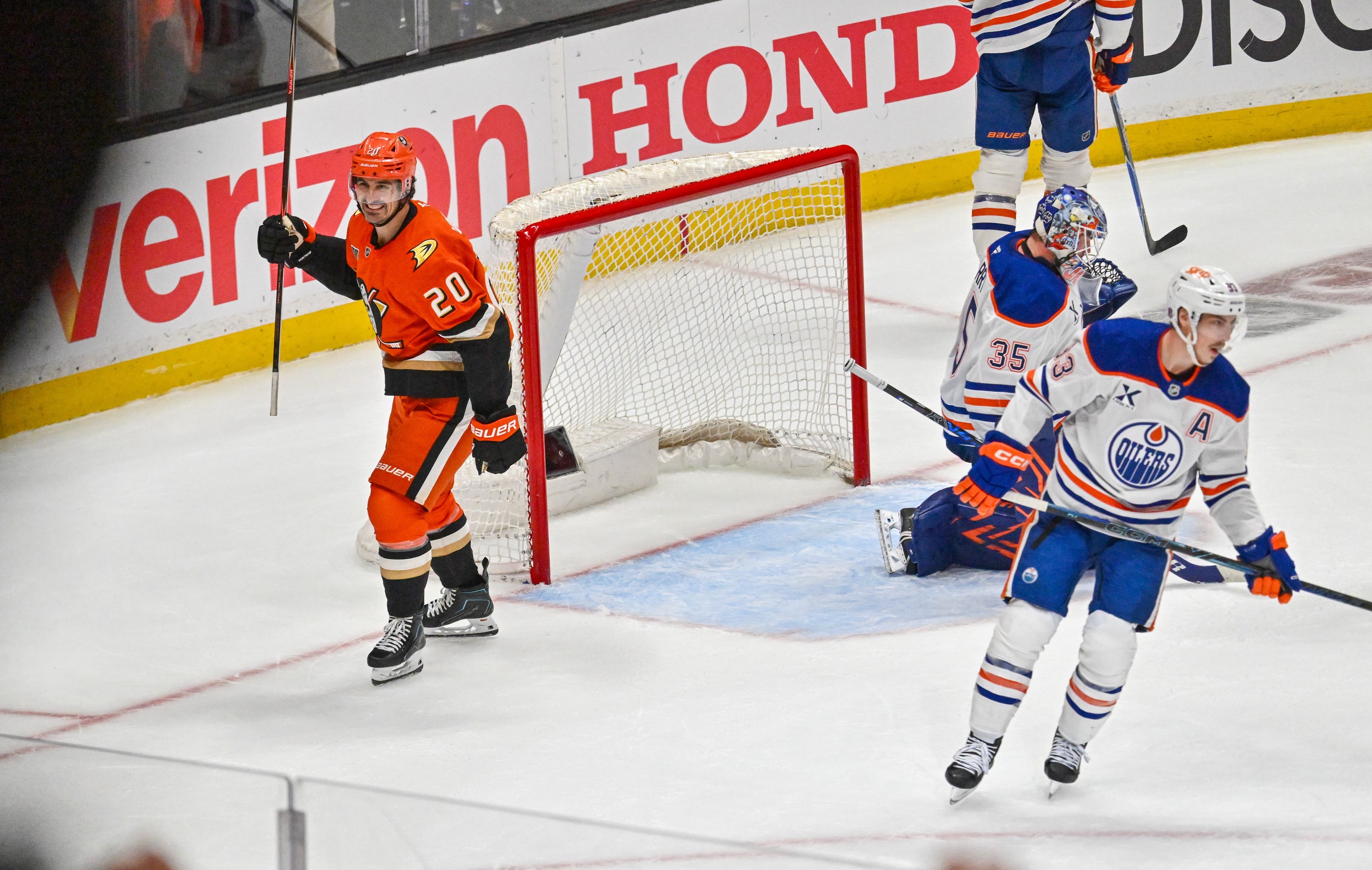 The Ducks Chris Kreider (20) celebrates a goal in the...