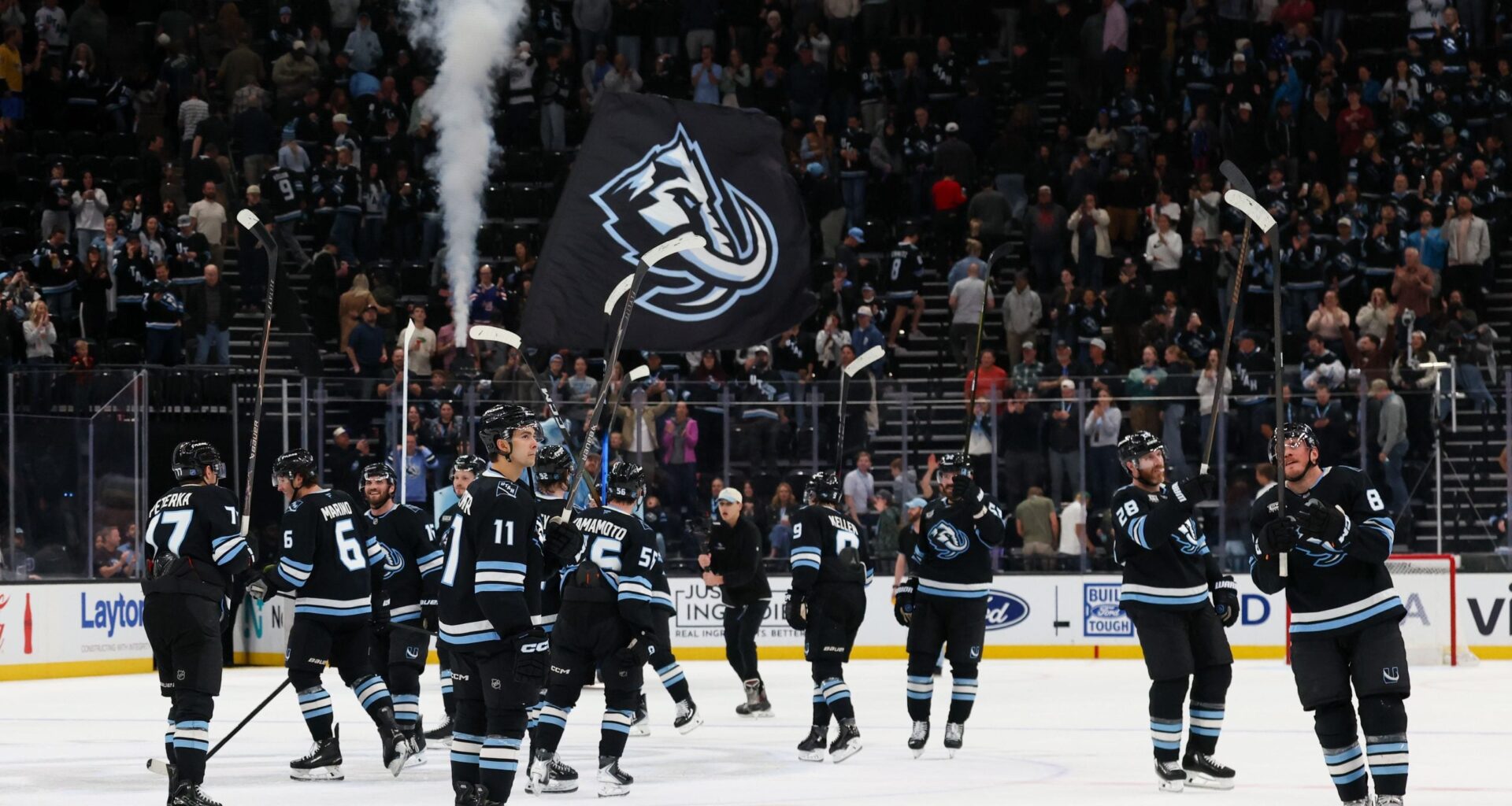 3 Takeaways From Mammoth's 4-1 Win Over Predators - The Hockey Writers - Utah Mammoth