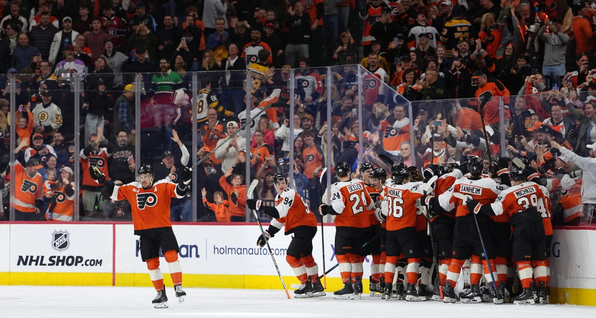 Flyers Postgame Blog: Martone Shows Out in No-Quit Effort to Pull into Playoff Position
