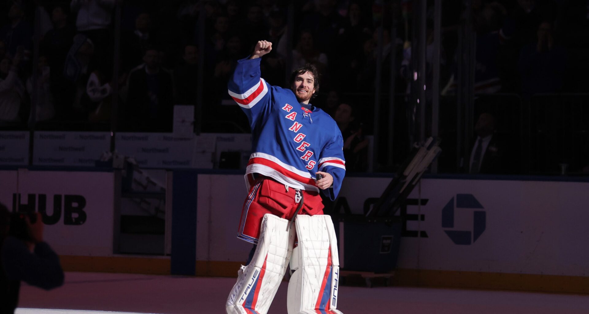 Rookie Rangers goalie 'hungry' for 2026-27 after acing 1st NHL test