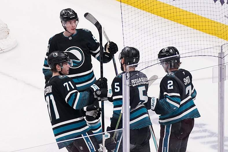 Macklin Celebrini, San Jose Sharks, Hart Trophy