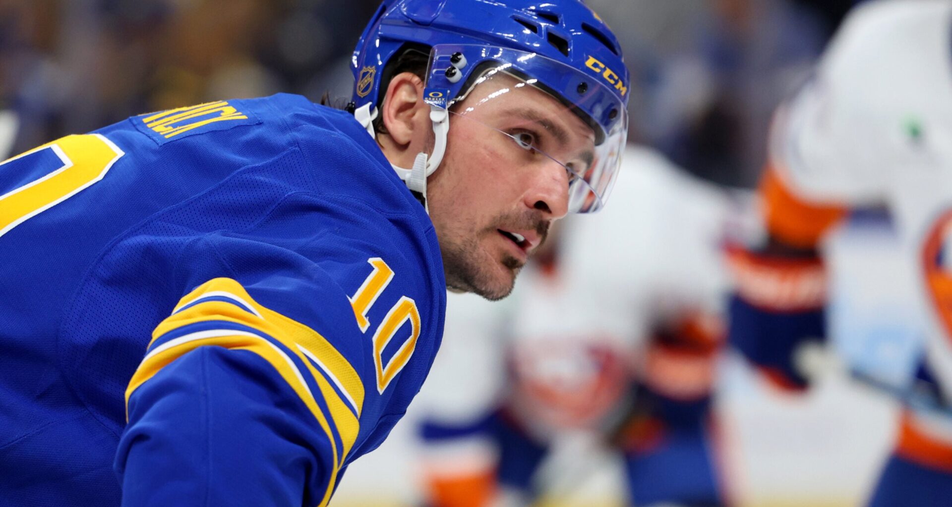 Ex-Rangers center who's 'been amazing' for Sabres sustains worrisome injury