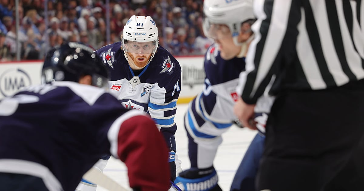 Winnipeg Jets’ Kyle Connor embraces different persona in KFC commercial