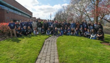 Alaska Airlines, Seattle Kraken and One Roof Foundation give back to their Seattle hometown with South Park community cleanup