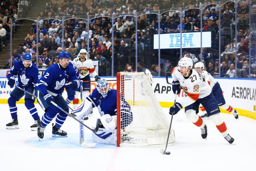 Luostarinen, Samoskevich push Panthers past Maple Leafs 6-2 – Sun Sentinel