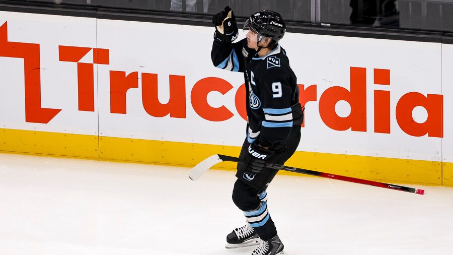 'Hockey means everything': Why Clayton Keller deserves the Bill Masterton Memorial trophy