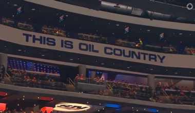 Sportsnet telecast informs viewers a mother went into labor during Oilers game