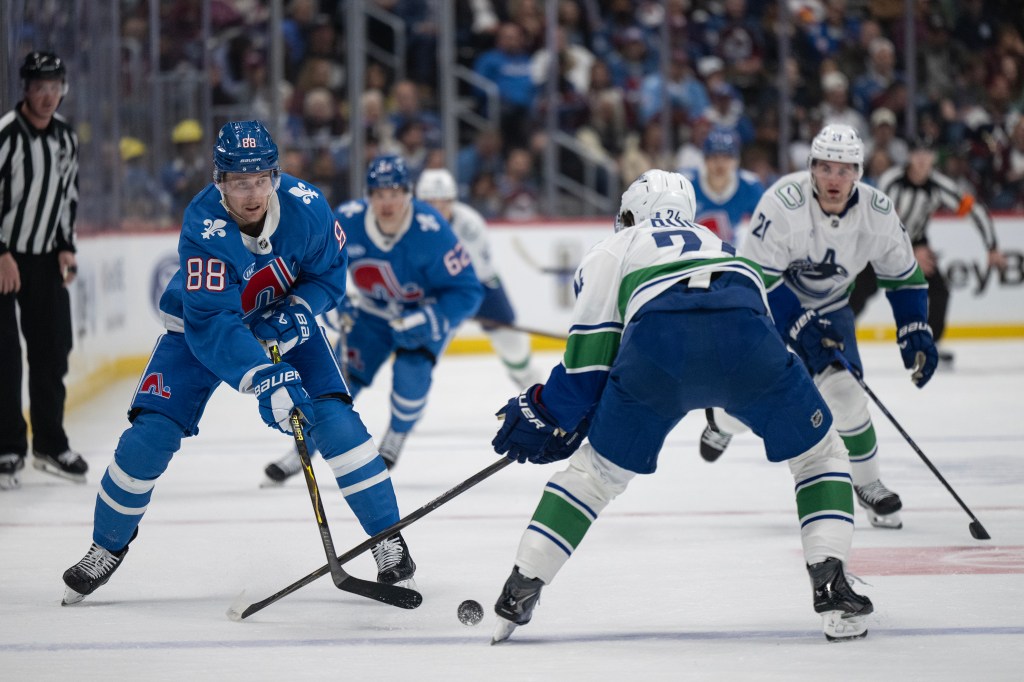 Avalanche need to throw Nordiques throwbacks in dumpster