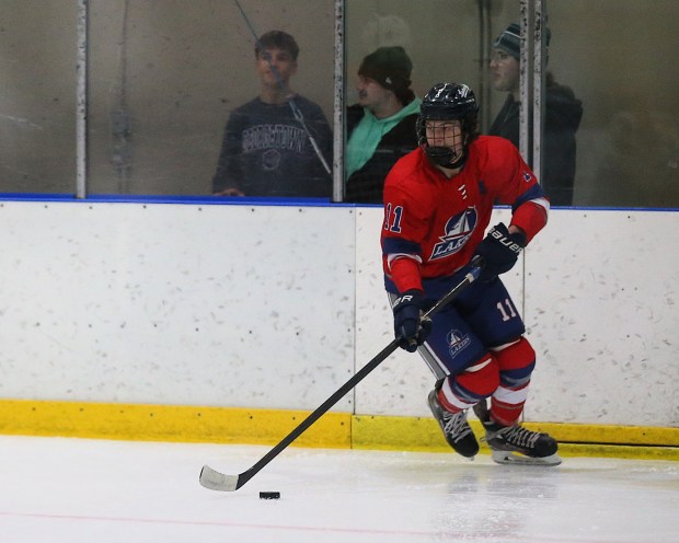 St. Clair Shores Unified senior Zach Delmonte (11) earned Division 2 All-State Honorable Mention status this season. (GEORGE SPITERI -- For MediaNews Group, file)