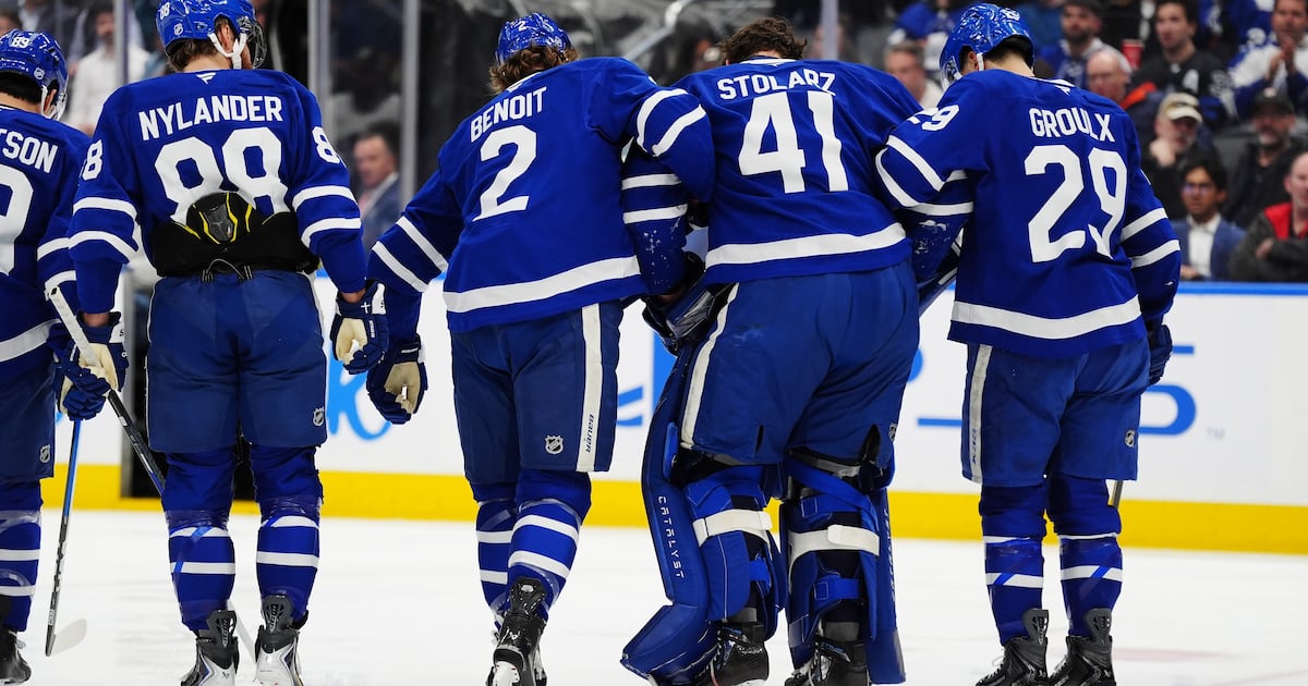 Maple Leafs’ Stolarz suffers lower-body injury; Carlo (LBI), Joshua (UBI) also hurt vs. Capitals