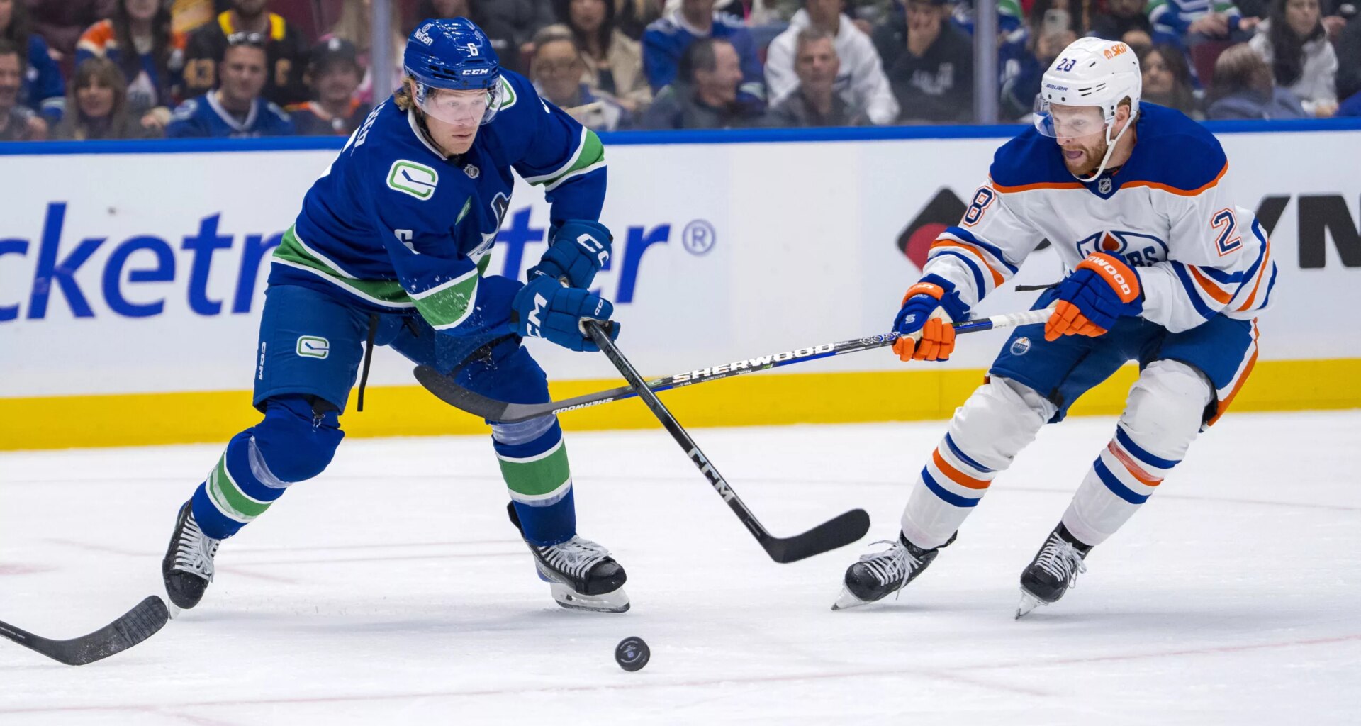 Canucks Play Desperate Oilers Seeking Home Ice in the Playoffs