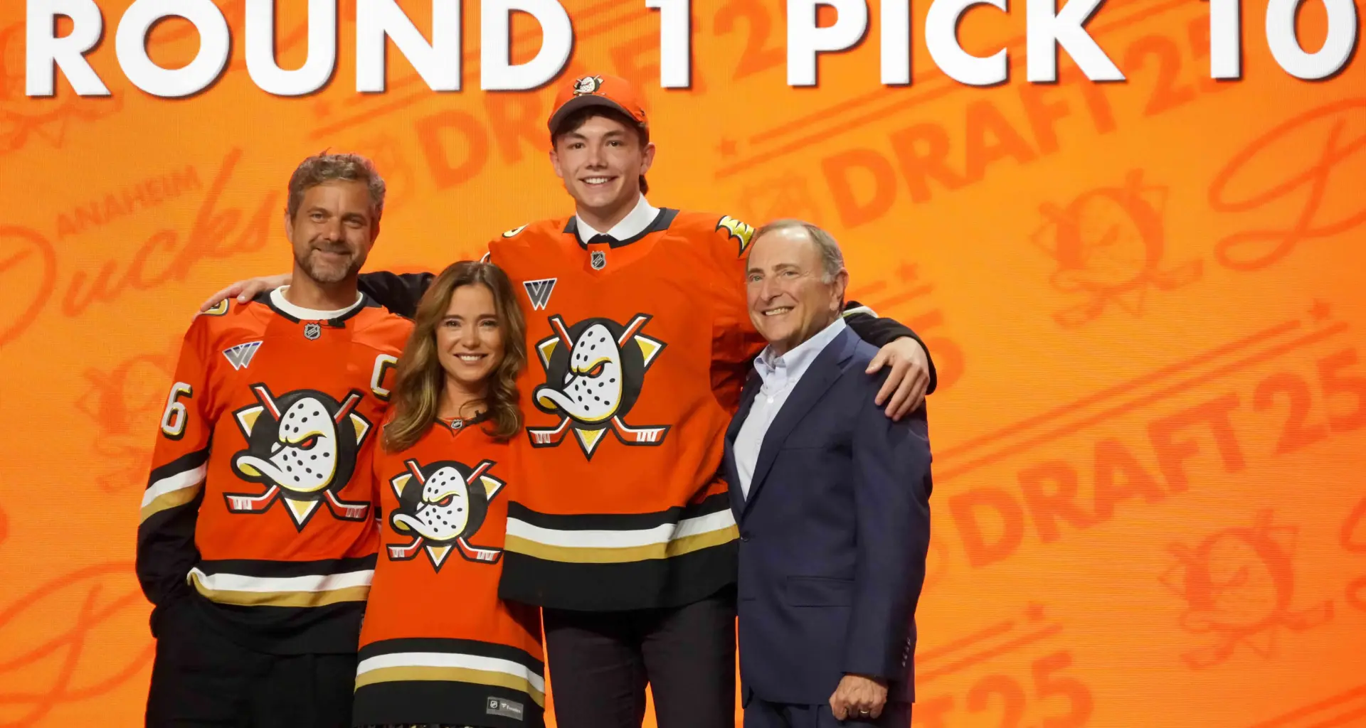 Ducks Sign One of their Top Prospects to Amateur Tryout