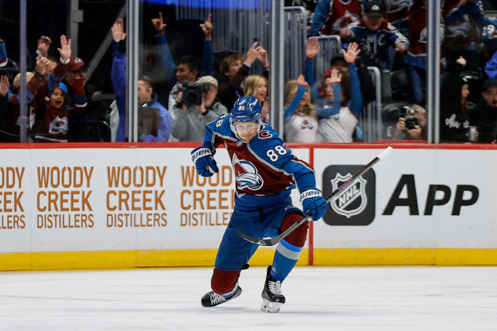 Avalanche Still Big Winners In Martin Necas Acquisition – Pro Hockey Rumors