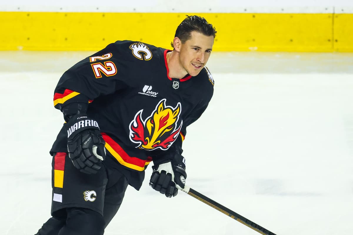 Flames forward Ryan Strome fined for overtime hit on Dallas’ Jason Robertson