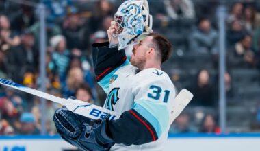 Kraken’s Philipp Grubauer leaves game against Jets due with lower-body injury