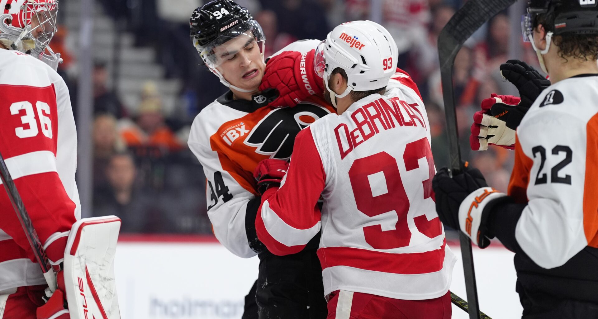 Flyers coach Rick Tocchet impressed with Porter Martone and Tyson Foerster despite loss