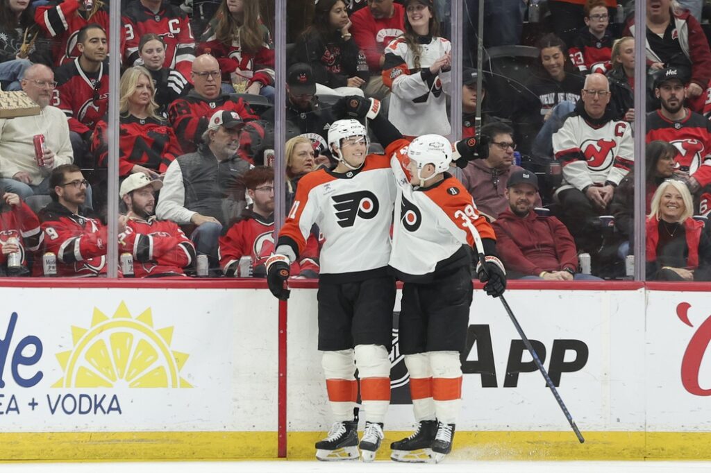 NHL: Philadelphia Flyers at New Jersey Devils